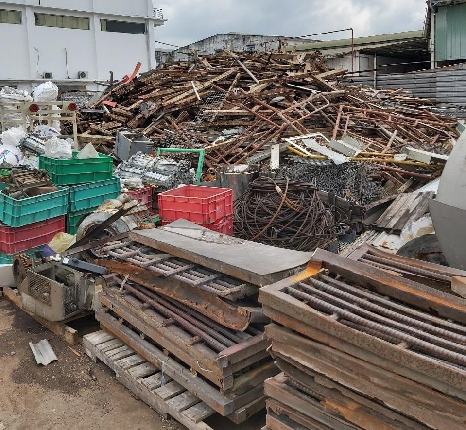 Thu mua phế liệu sắt thép tại xưởng gia công kết cấu thép Bắc Ninh