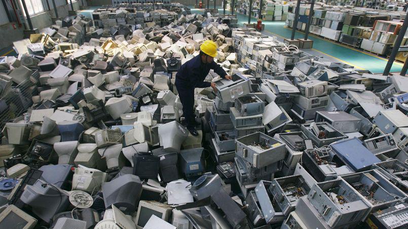 Thu mua phế liệu nhà máy sản xuất linh kiện điện tử tại Bình Dương